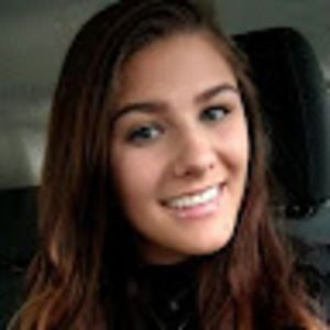 Meet your Posher, Abby